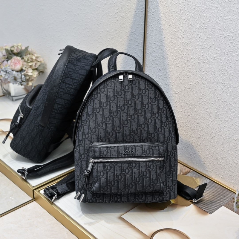 D*or backpacks